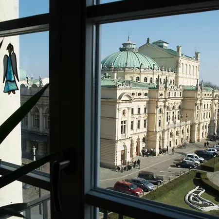 Przestronny Apartament, Z Pieknym Widokiem